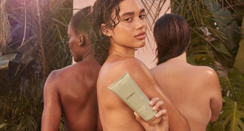 Squalane + Enzyme Sugar Body Scrub with Model