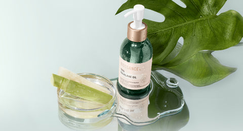 100% Squalane Oil with overflow and Sugarcane