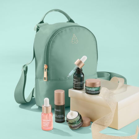 Limited Edition 6-Piece Mega Bag Image 1